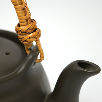 Kokoro Clay Teapot (Black) - 1100 ml